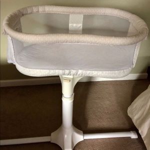 Halo Swivel Sleeper Essentia Bassinest